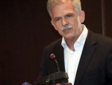 Διεγράφη από το Ποτάμι ο Σπύρος Δανέλλης (φωτο)